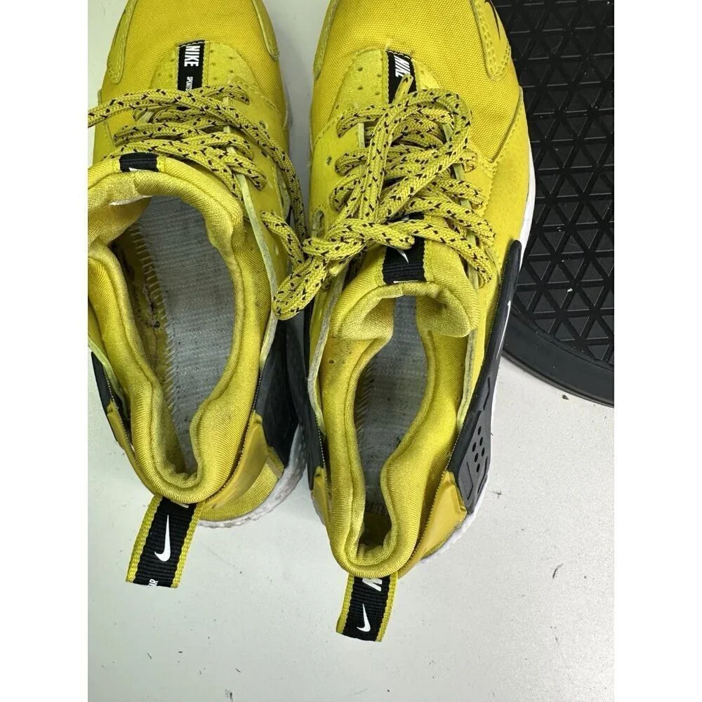 Nike Air Huarache Run PM Zip Size 6.5y